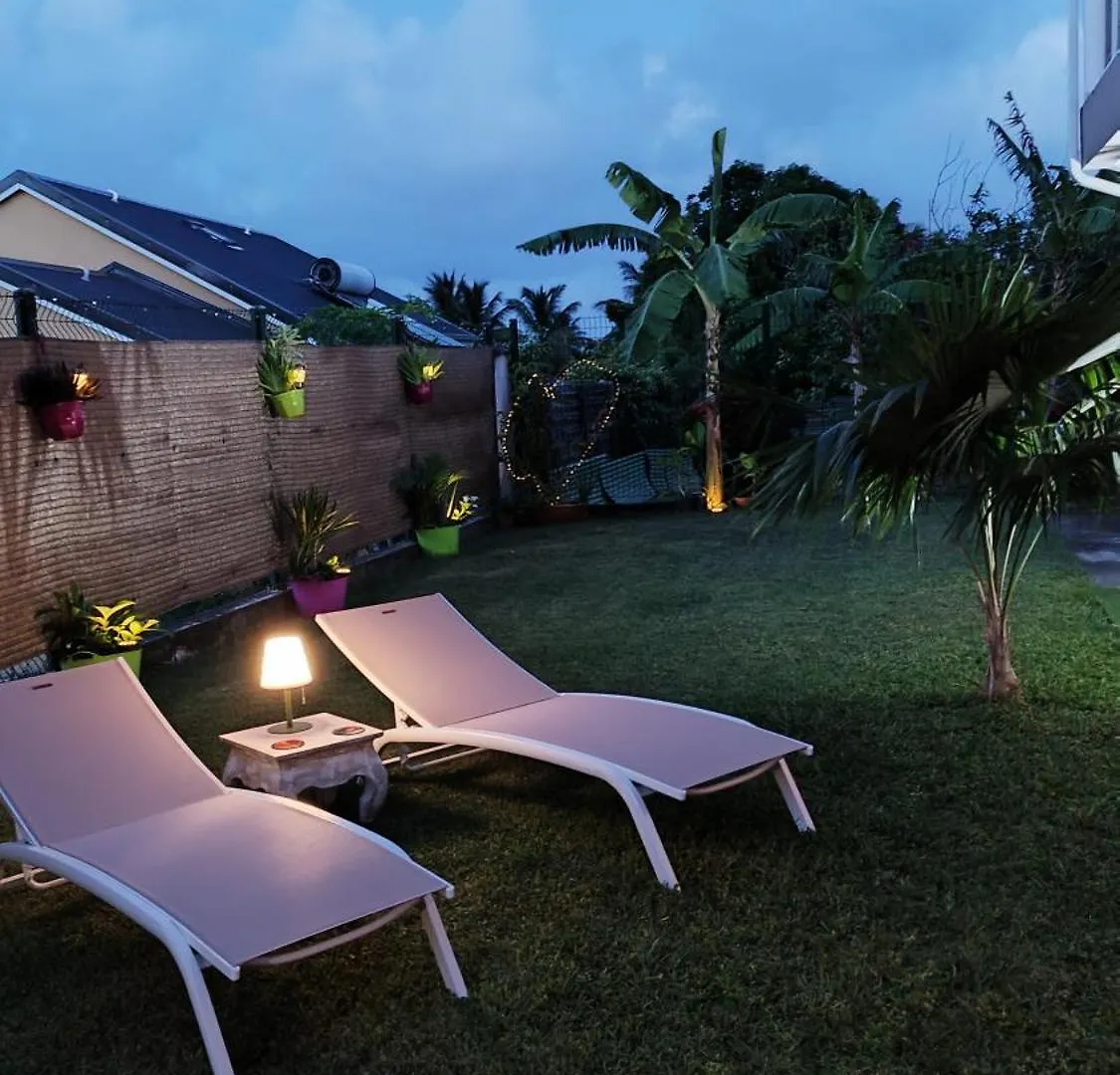 Ti Cocoon Zen & Spa Le Moule 0*,