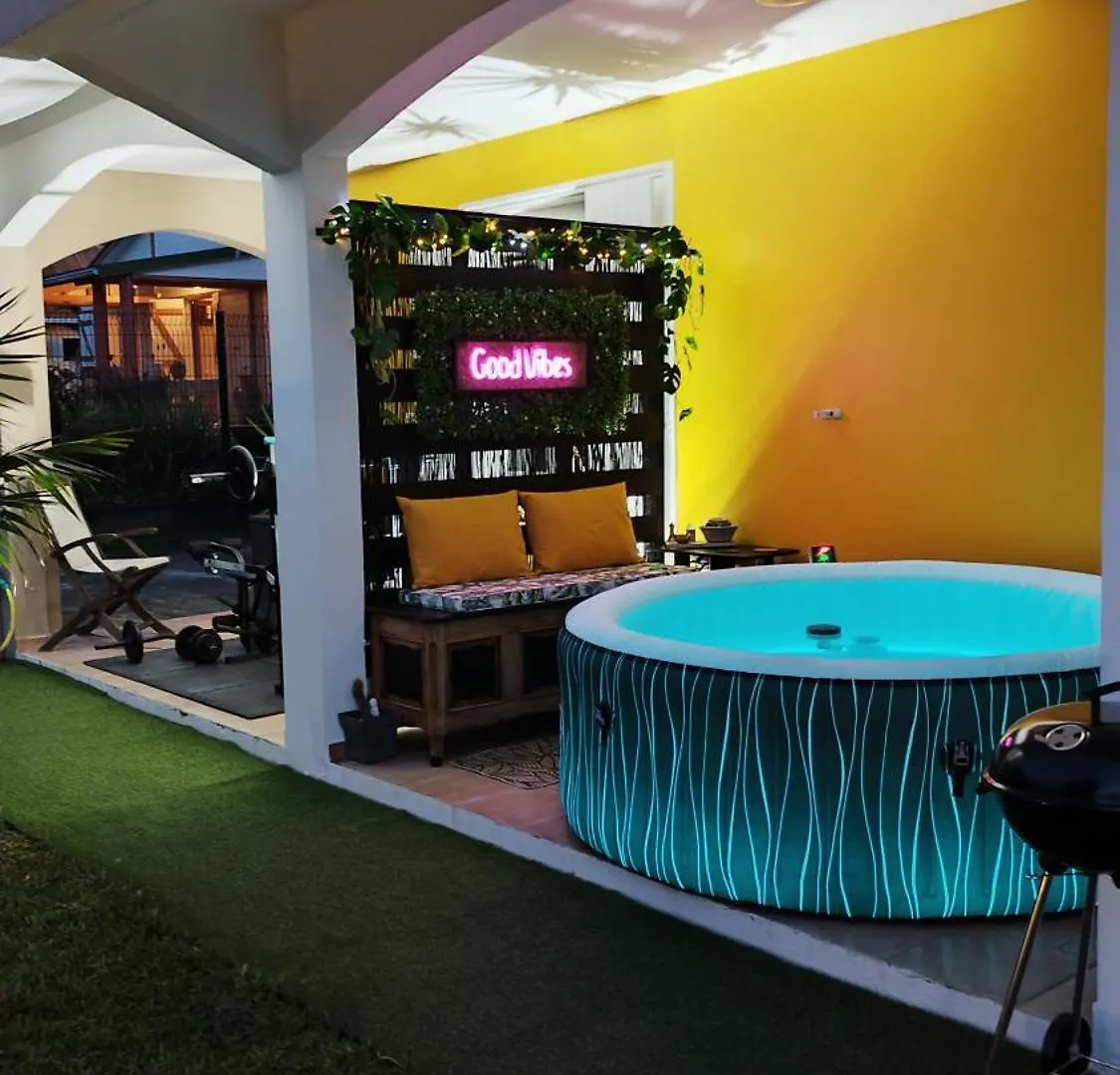 Apartmán Ti Cocoon Zen & Spa Le Moule